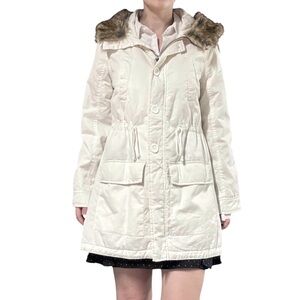 NWT✨ | New York & Company | White Anorak Jacket with Faux Fur Trim Hood